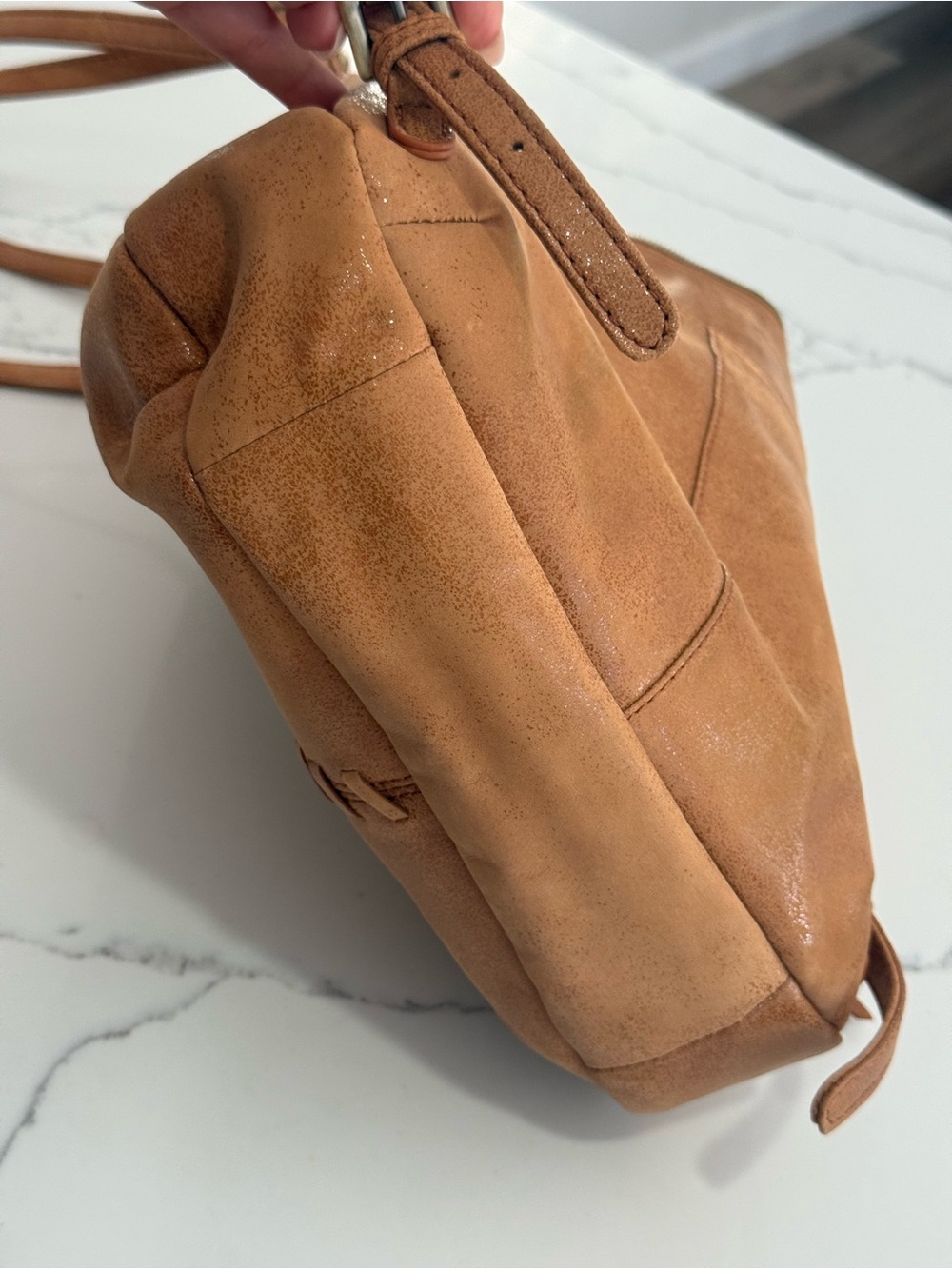 HOBO Merrin Convertible Backpack Whiskey Leather Whipstitch with shimmer - Picture 12 of 16